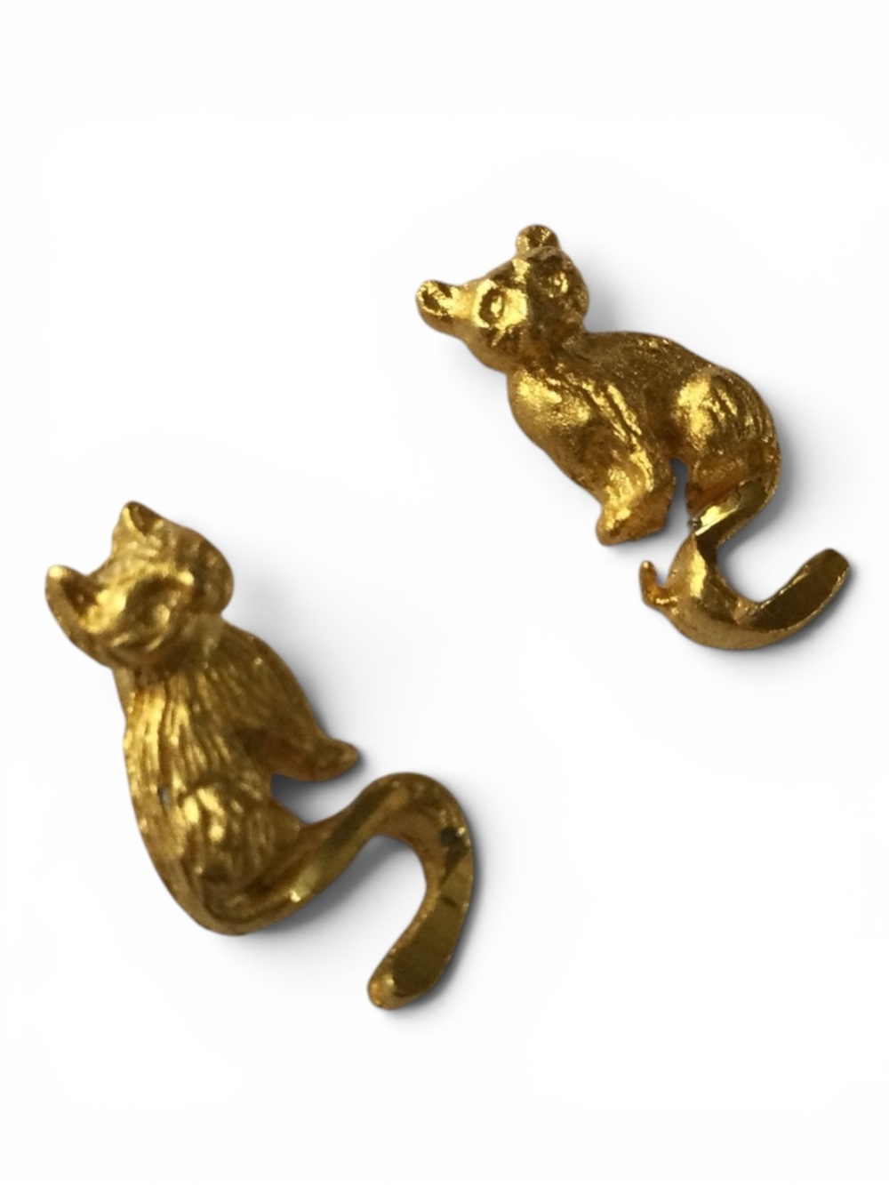 Vintage CLAIRE’S Gold-Tone Curly Tail Kitty Cat Mini Stud Earrings - NOS - Picture 6 of 9